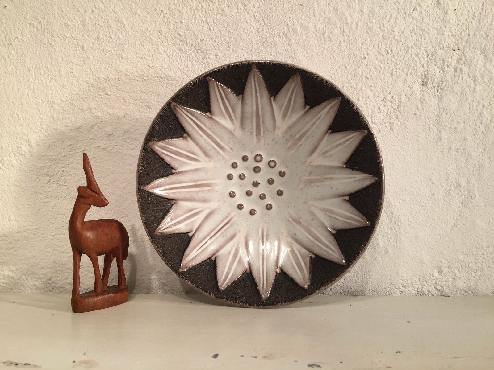 Anna Lisa Thomson For Swedish Upsala Ekeby, Paprika Bowl, 1940s 1960s, Swedish Mid Century Pottery