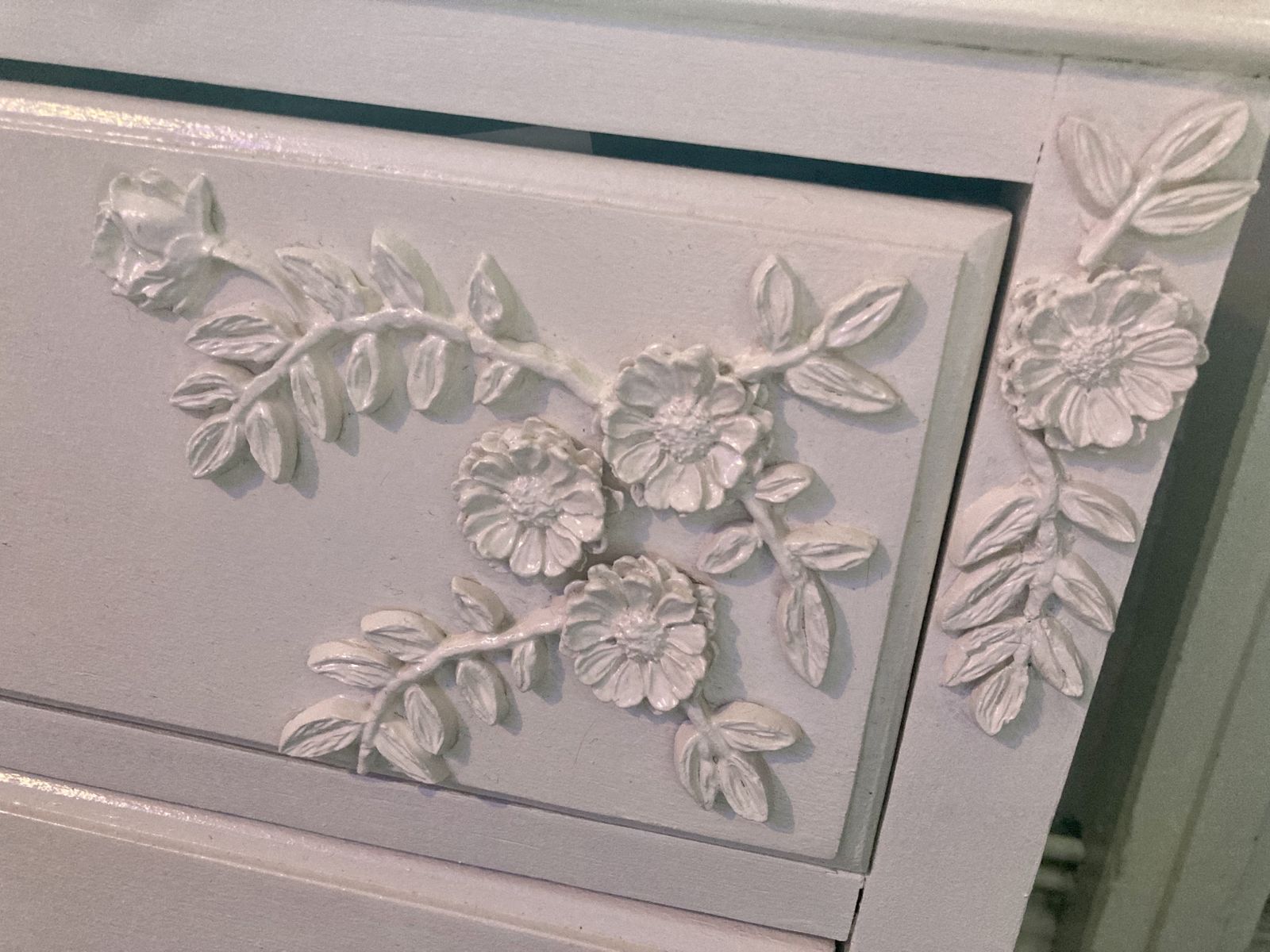 Beautiful Bespoke Hand Decorated Dresser Drawers photo 300.0