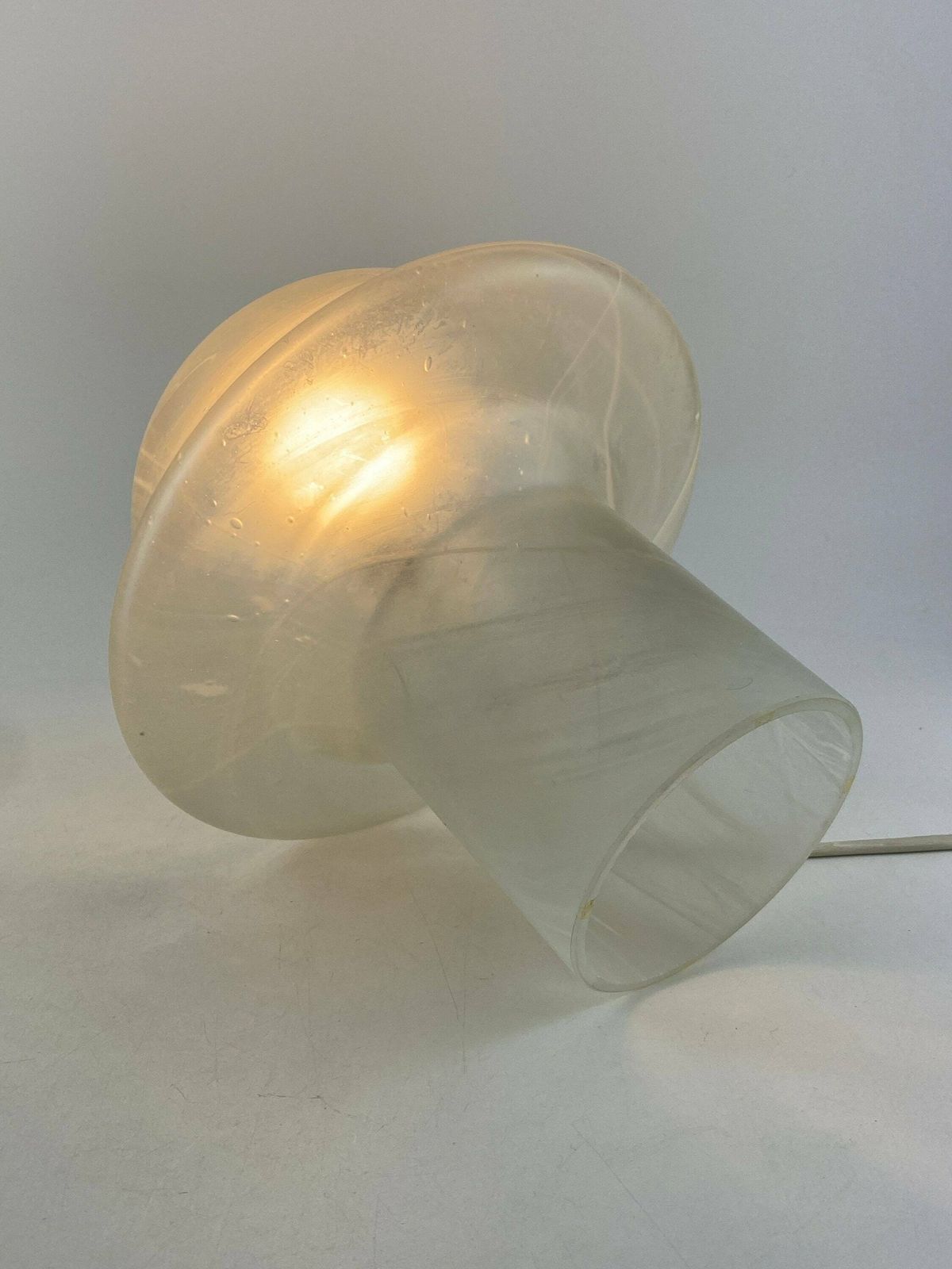 White Clear Glass Peill And Putzler Mushroom Table Lamp 1970 photo vinterior