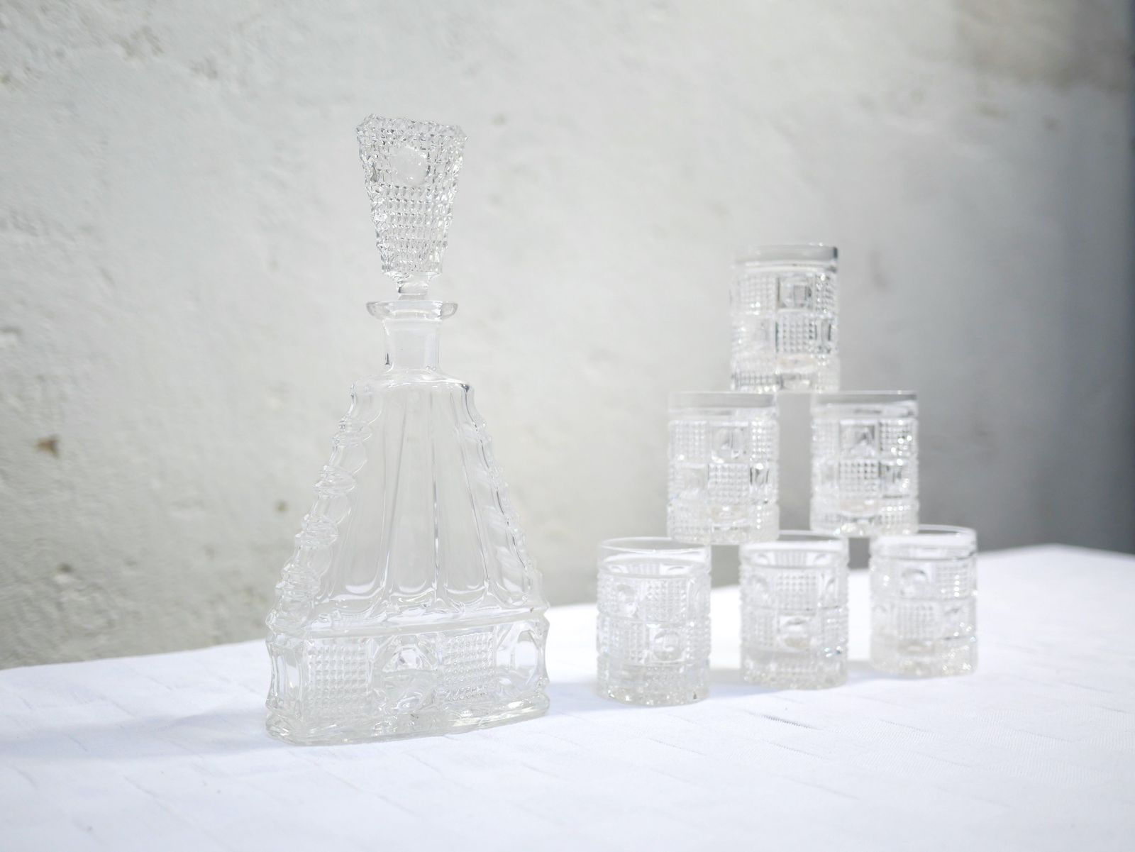 Decanter And 6 Vintage Glass Glasses photo Home Decor