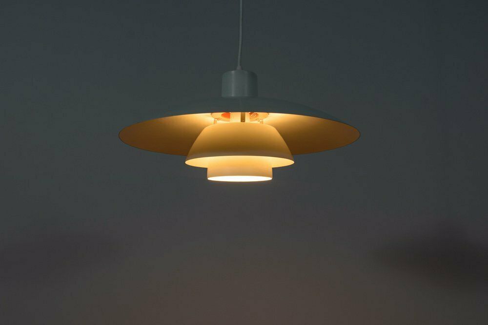 Mid Century Ph4 Pendant Lamp By Poul Henningsen For Louis Poulsen 1960s photo Lighting