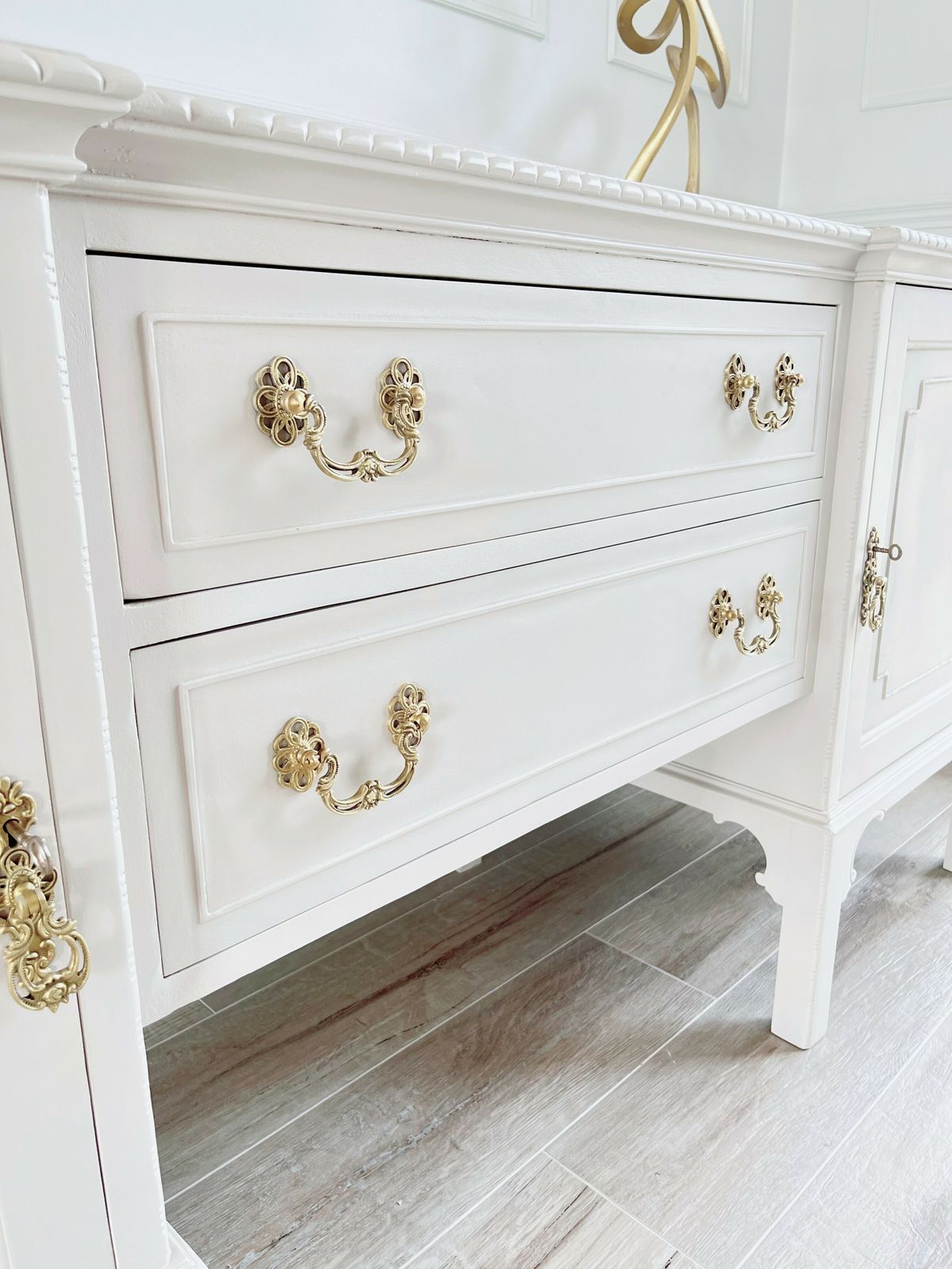 Large Professionally Painted Antique Sideboard. Farrow & Ball Elephants Breath photo buy
