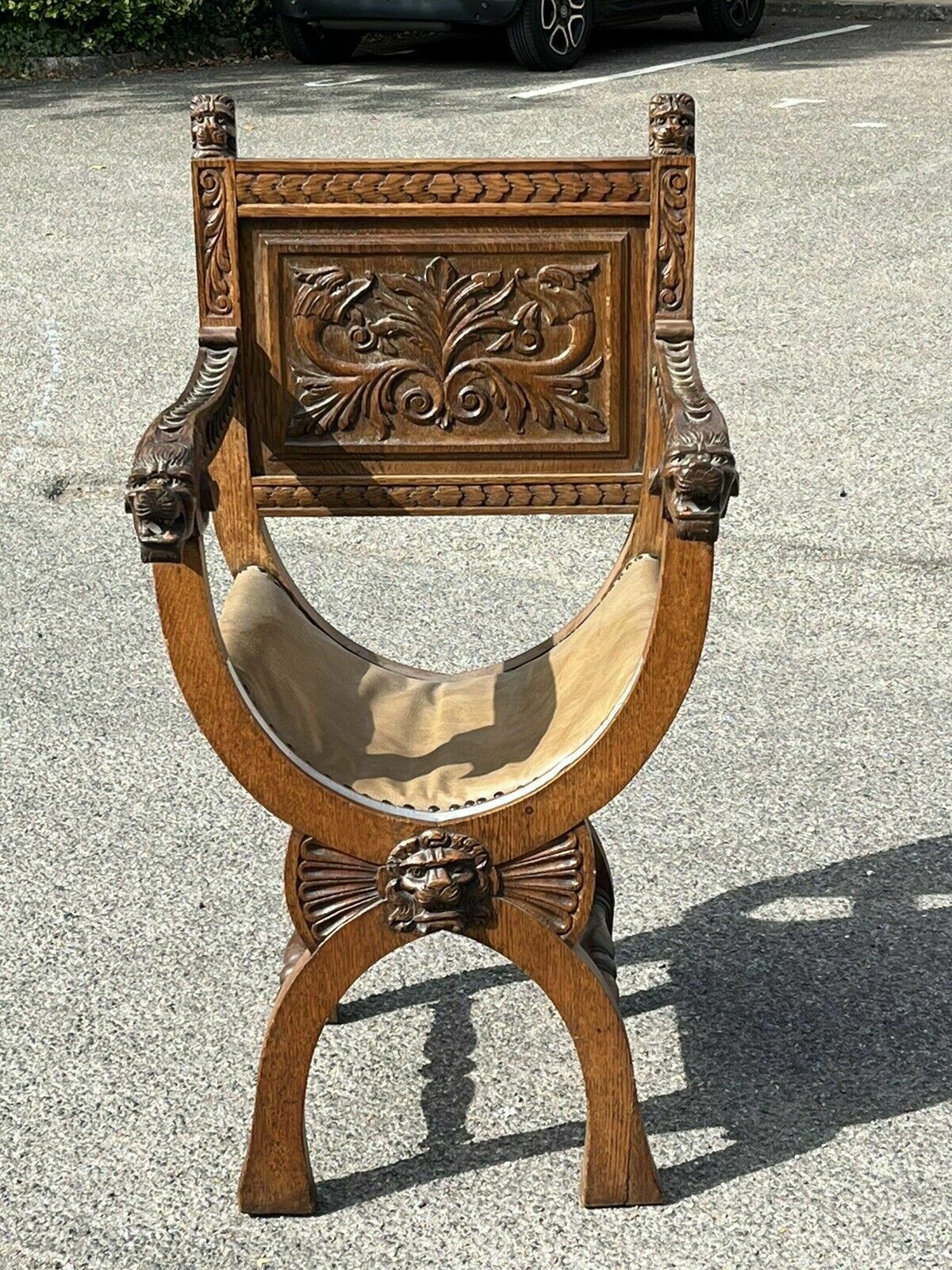 Antique Carved Oak Chair, With Carved Lion Heads Decoration photo for sale