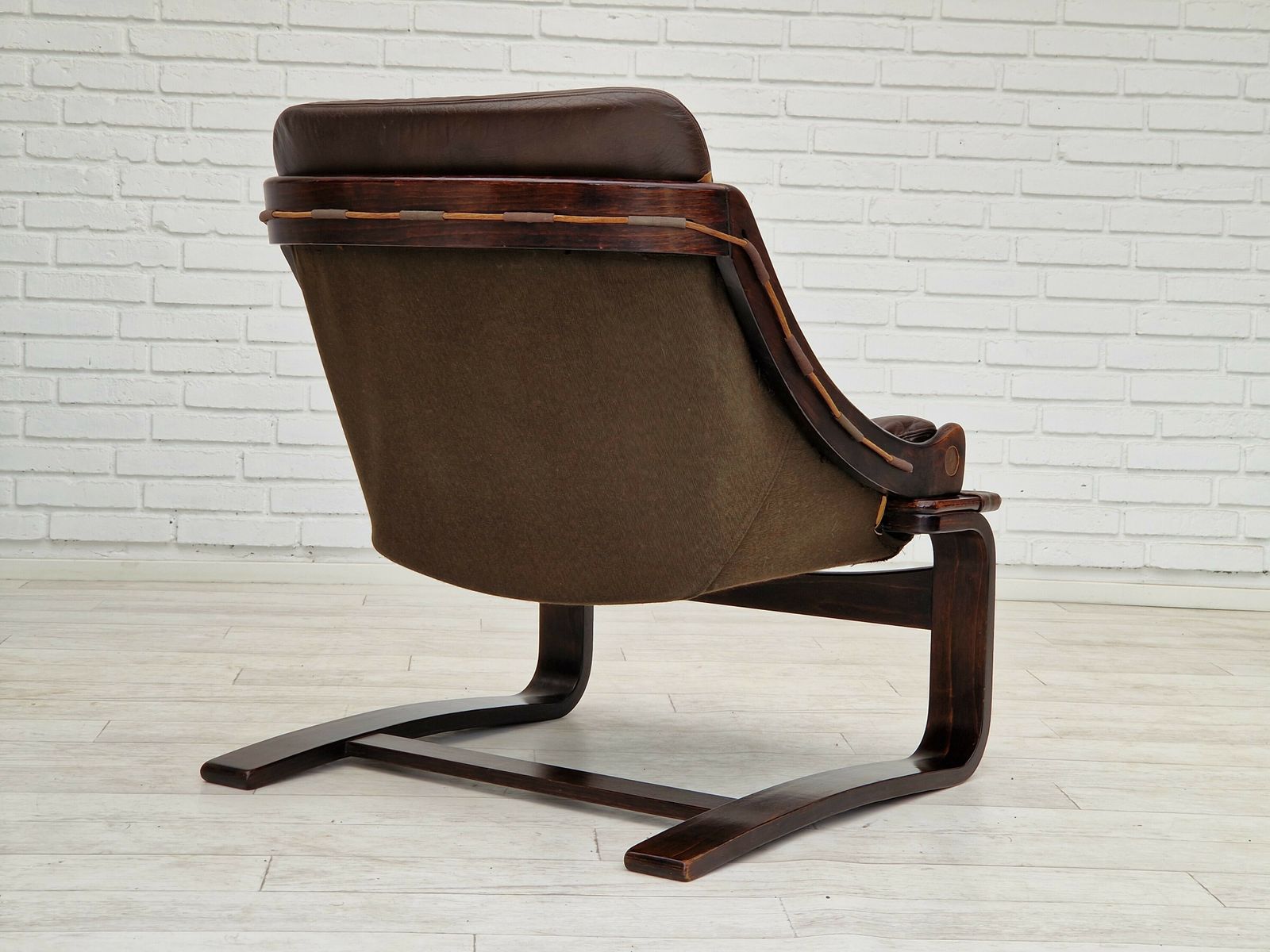 1970s, Brown Leather Lounge Chair By Ake Fribytter For Nelo Sweden. photo for sale