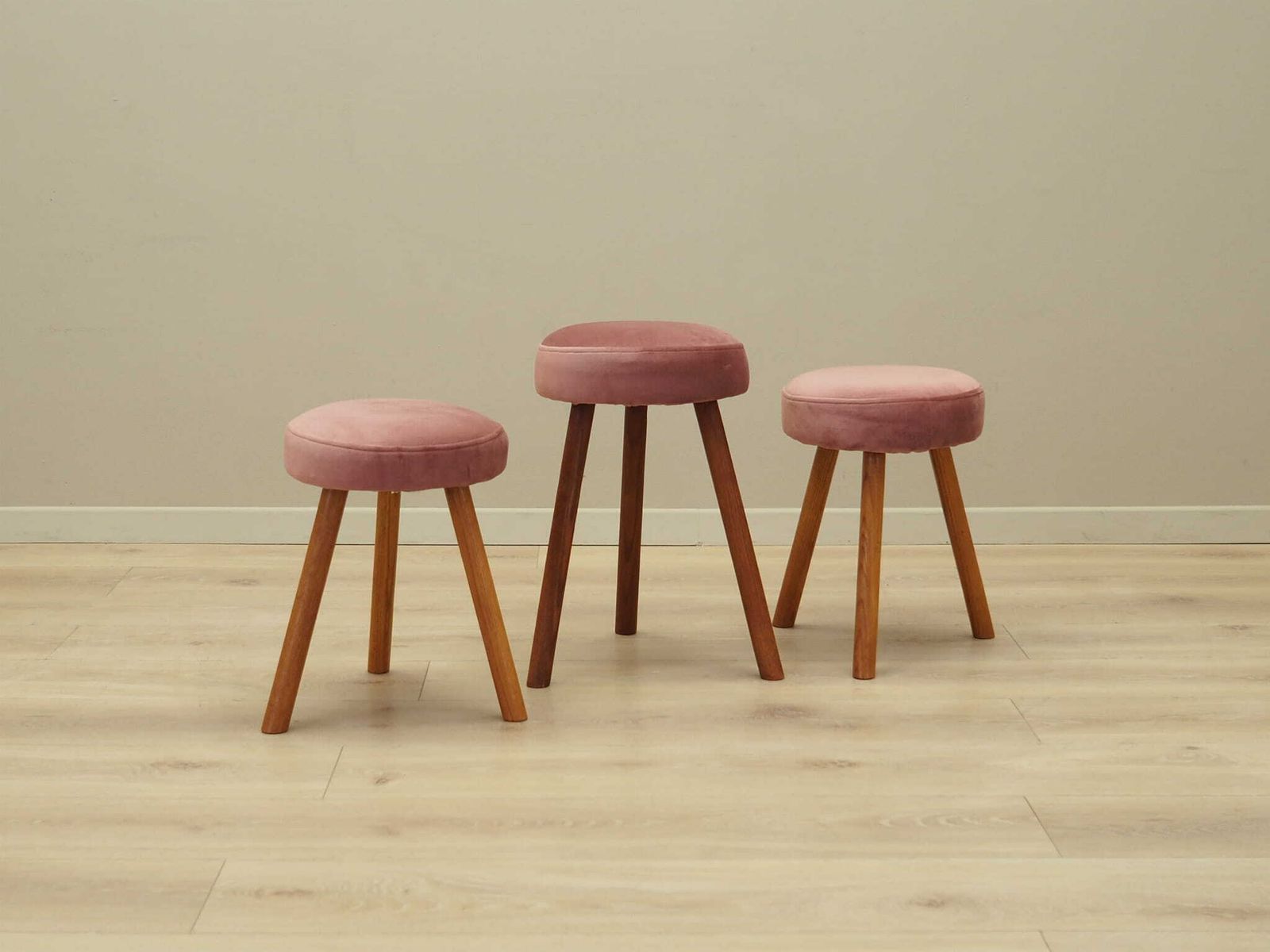 Set Of Three Pink Footstools, Danish Design, 1960s, Production: Denmark photo furniture