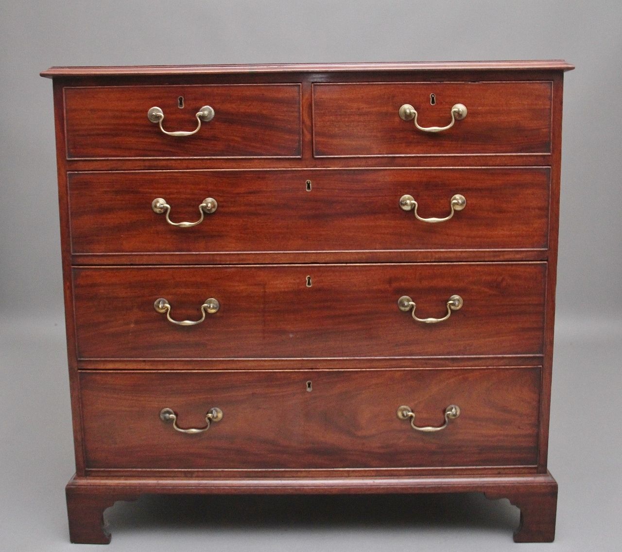 Early 19th Century Flat Fronted Mahogany Chest Of Drawers