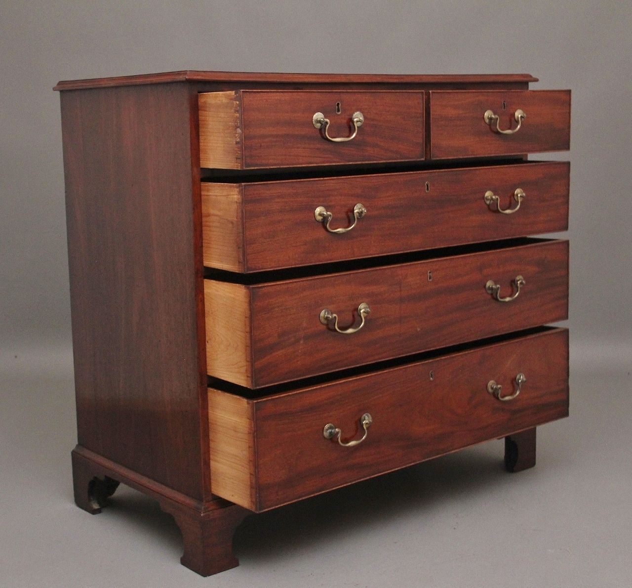 Early 19th Century Flat Fronted Mahogany Chest Of Drawers photo 1580.0