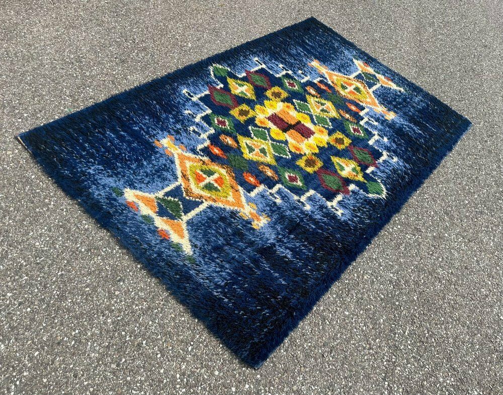 Vintage Rug From Vorwerk, 1970s photo furniture
