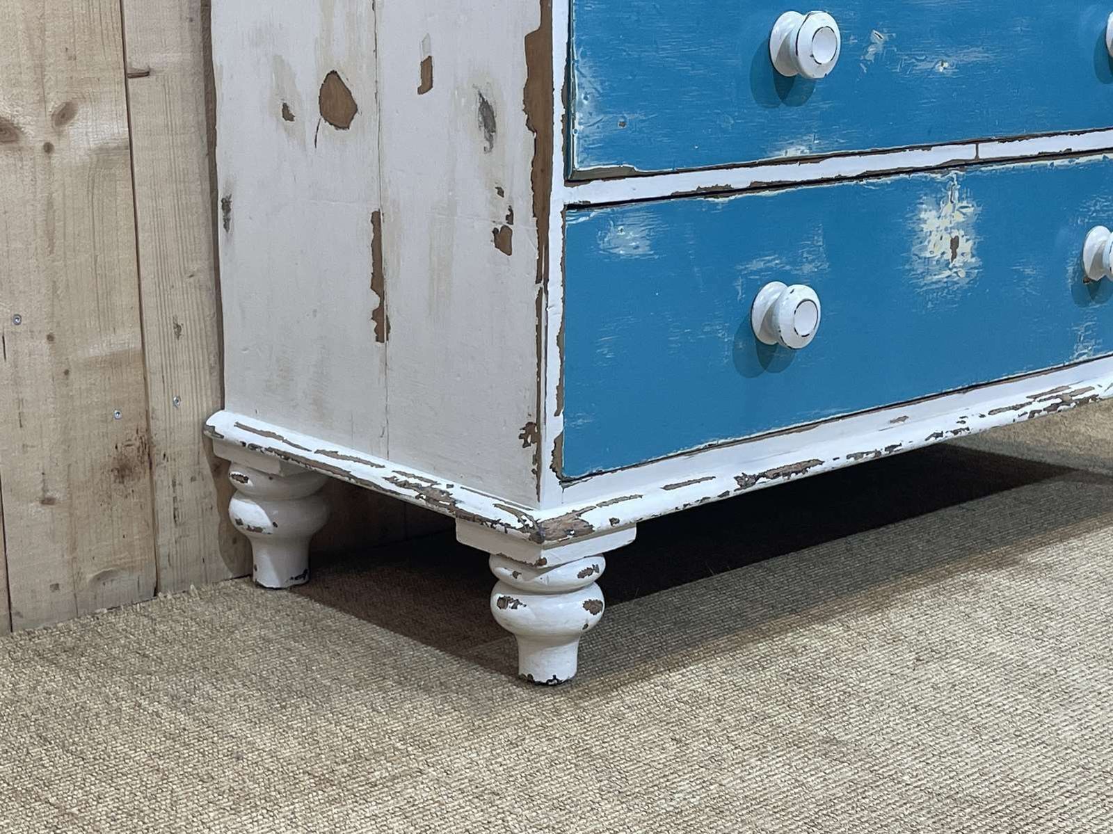 photo for sale Victorian 19th Century Chest Of Drawers In Painted Fir