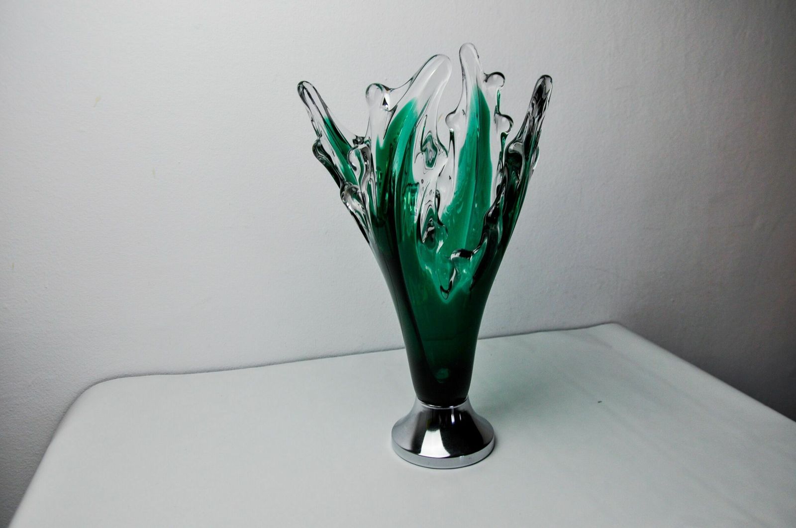Sommerso Vase By Seguso In Green Murano Glass, Italy, 1970 photo vinterior