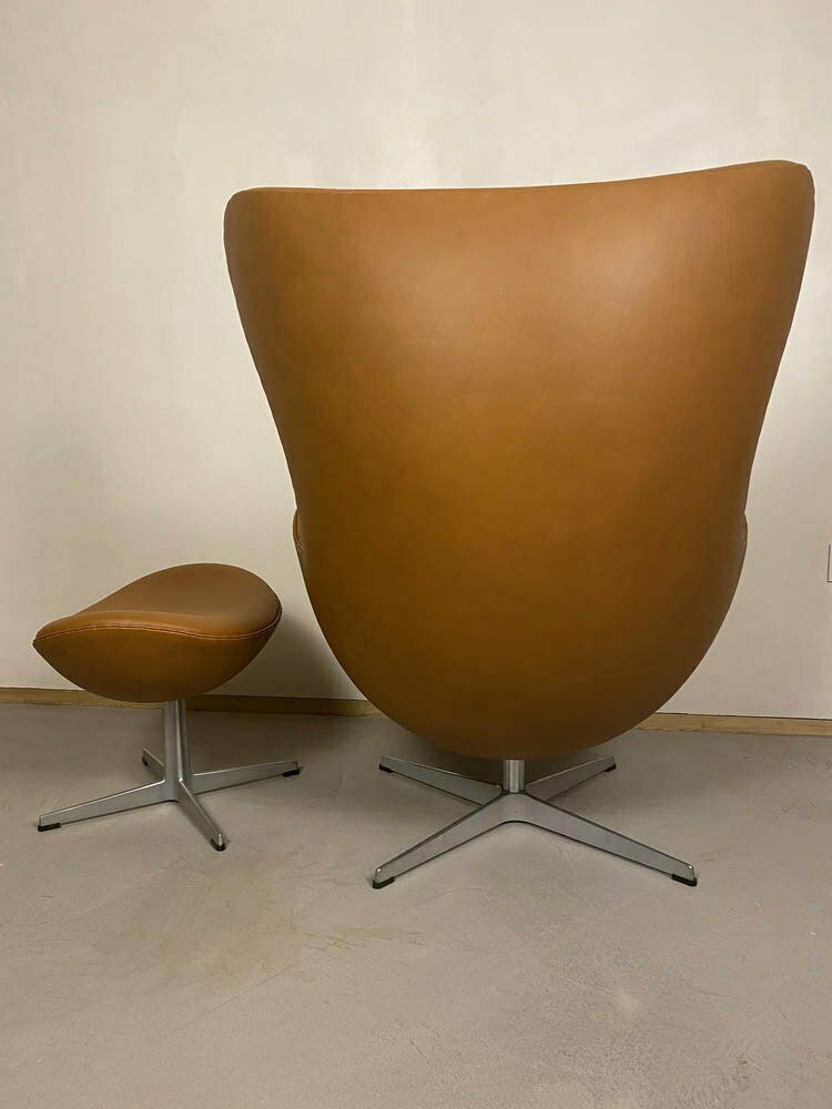 Egg Chair With Ottoman By Arne Jacobsen For Fritz Hansen, 2004, Set Of 2 photo Furniture