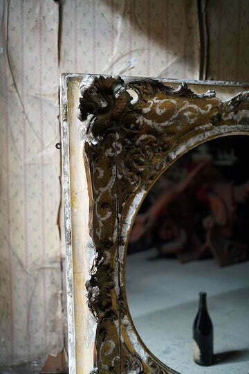 photo furniture A Large Early Victorian Giltwood Wall Mirror C.1840 60