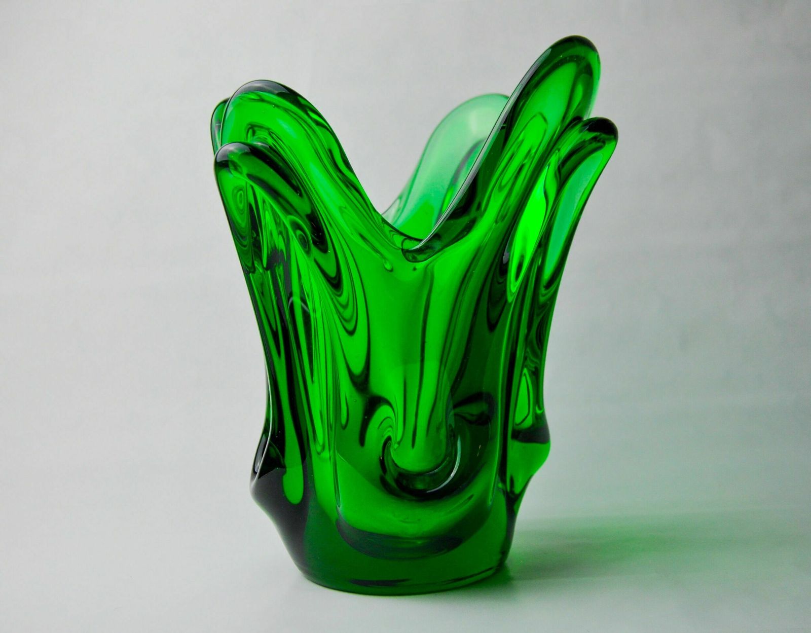 Seguso Vase In Green Murano Glass, Italy, 1960 photo for sale