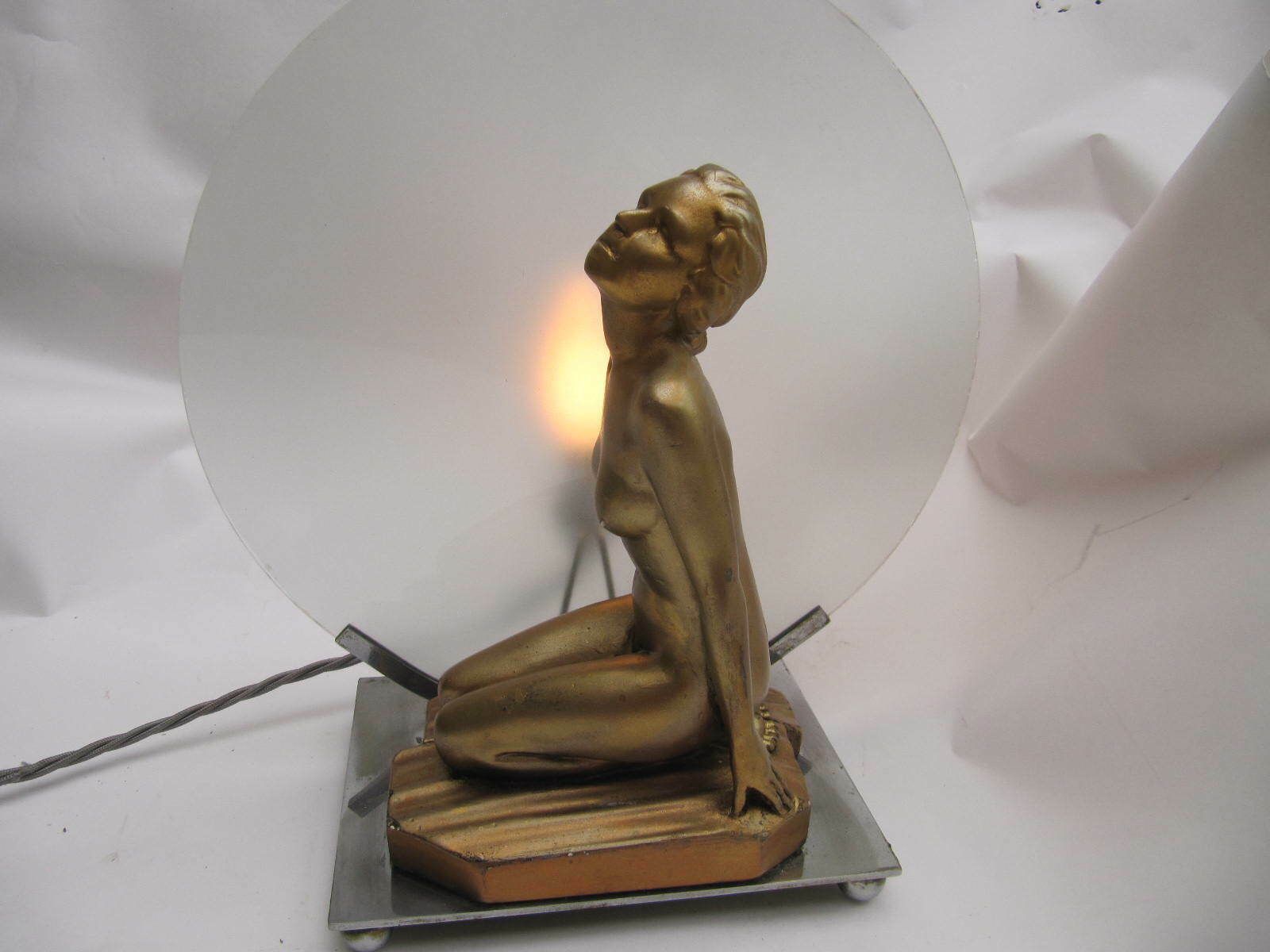 Art Deco Large Lamp Gilt Lady Figurine Kneeling, Circular Glass Diffuser, On Chrome Base photo vinterior