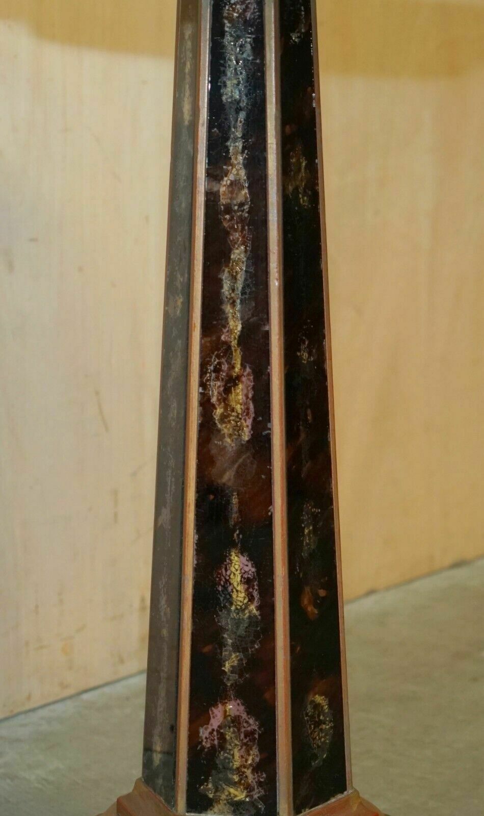 photo furniture Antique Circa 1920 Chinese Chinoiserie Hand Painted Occasional Centre Table