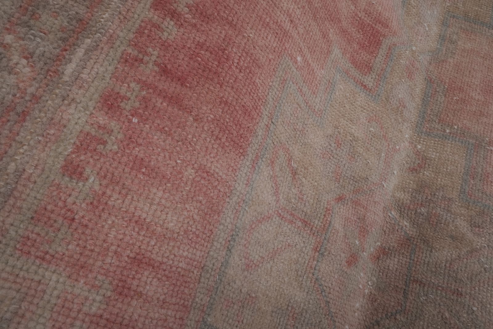 Vintage Faded Turkish Oushak Rug 3'8'' X 6'9'' photo 595.0