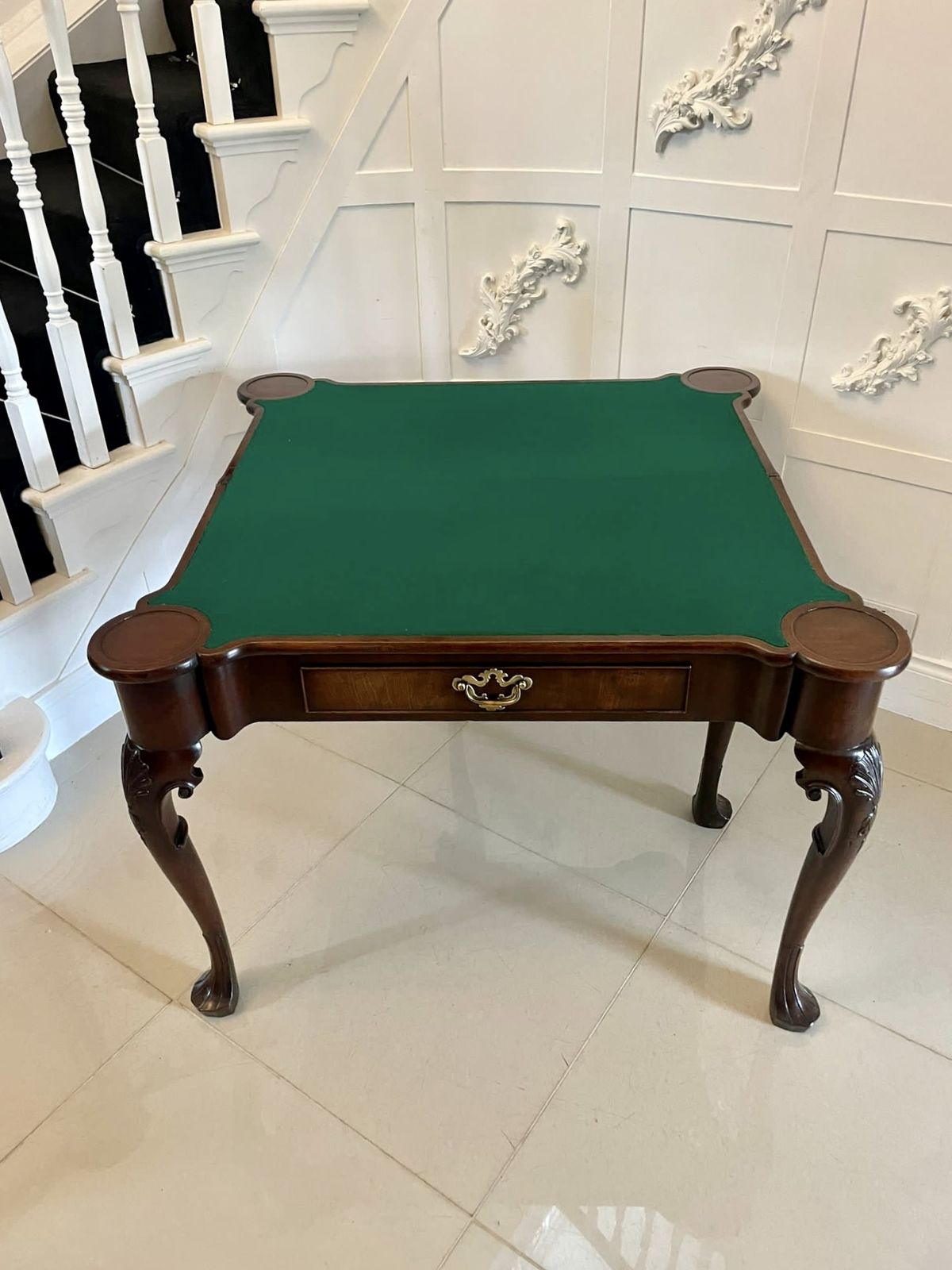 photo vinterior Fine Antique 18th Century Irish Chippendale Quality Mahogany Card Table