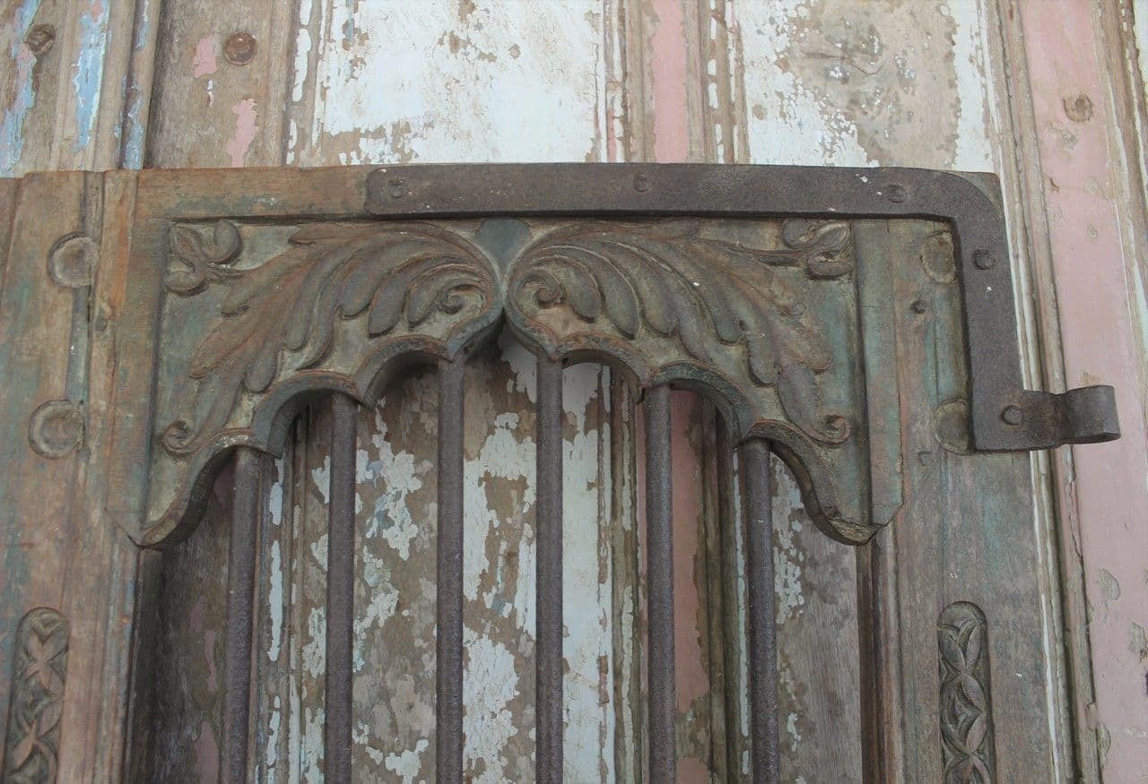 Teak Jali Temple Door With Decorative Carving, 19th Century, Gujarat photo furniture