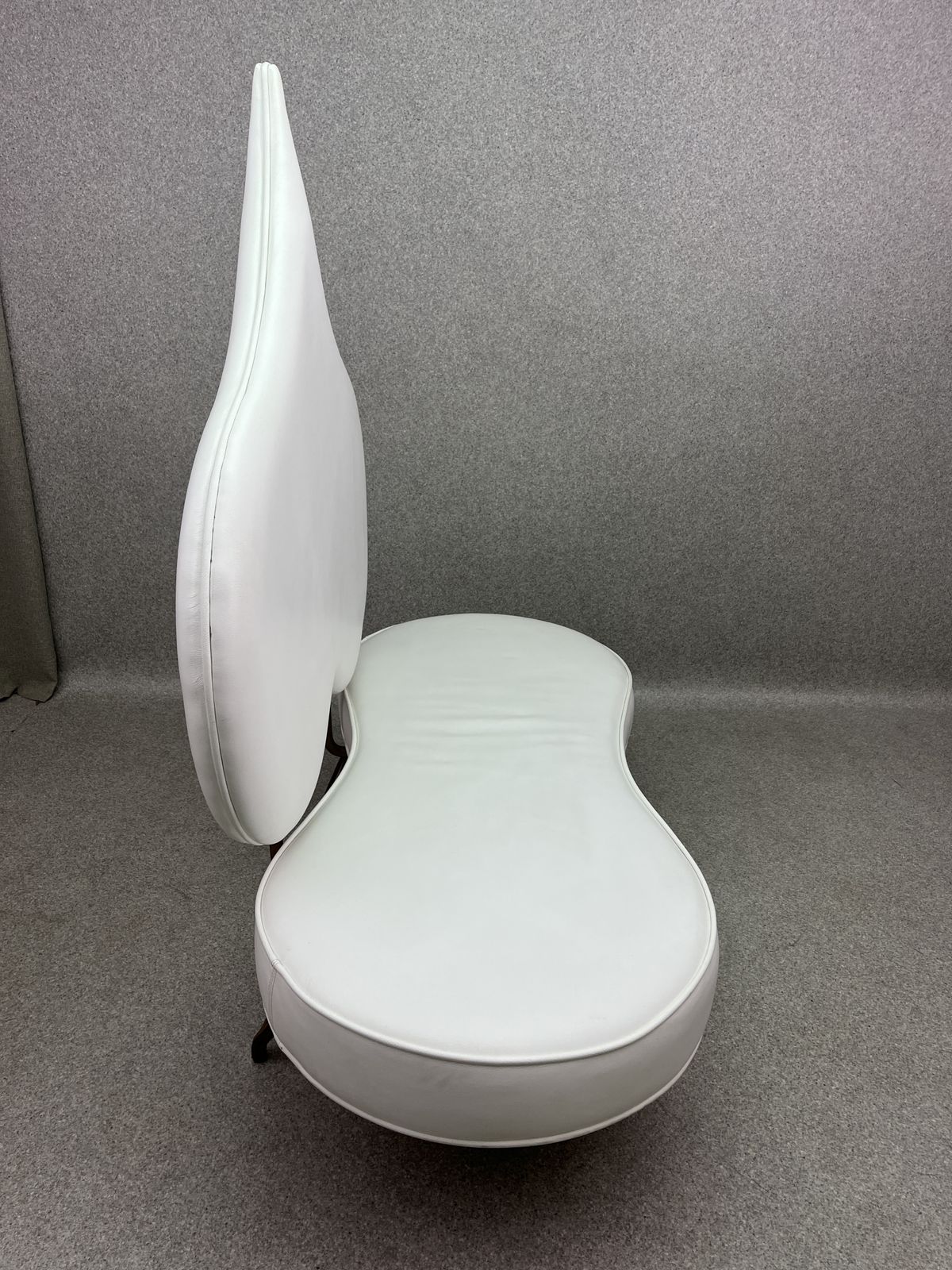 Unique Design Italy White Leather Fiammette Heart Sofa By Domusnova photo vinterior