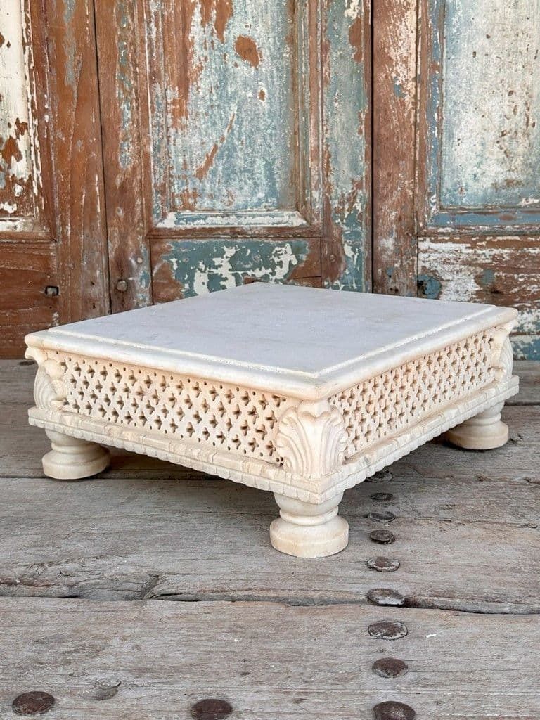 Early 20th Century Marble Shrine Bajhot With Carving photo furniture