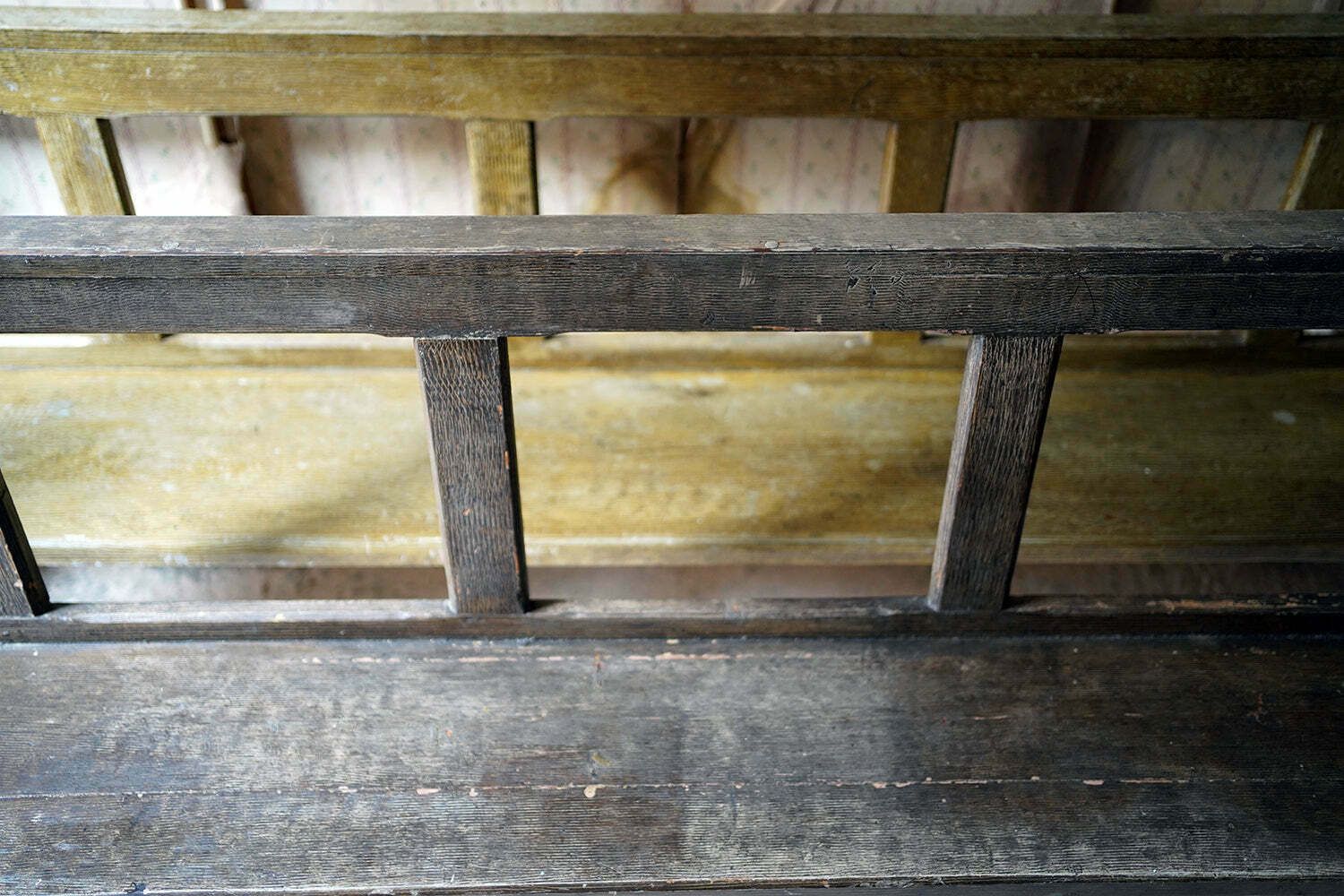 photo furniture A Large Pair Of Victorian Comb Decorated Painted Pine Church Pews C.1870