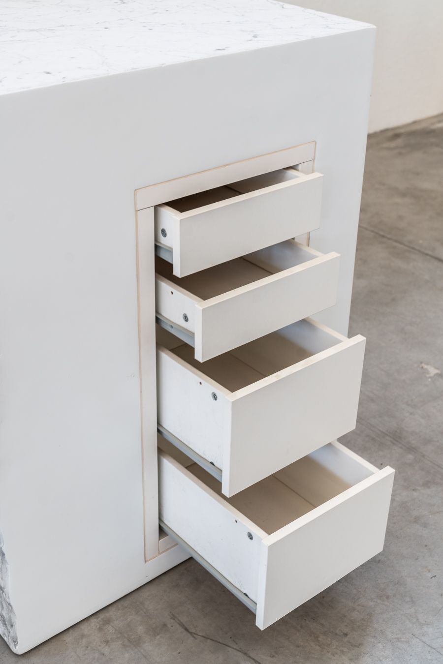 8115.0 Carrara Marble Sculpture With Drawers photo