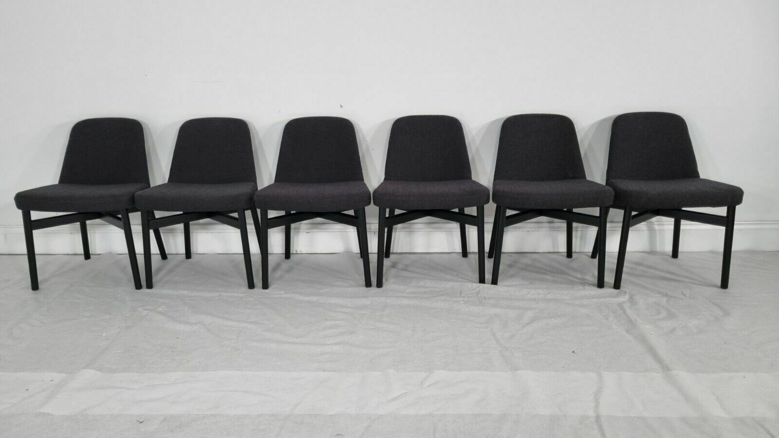 A Stunning Set Of 6 Knoll Studio Krusin 016 Chairs In A Dark Boucle Fabric