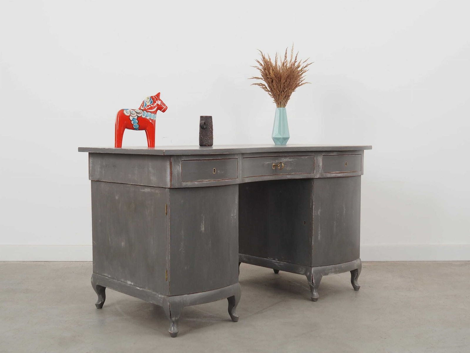 Mahogany Desk, Danish Design, 1960s, Production: Denmark photo vinterior