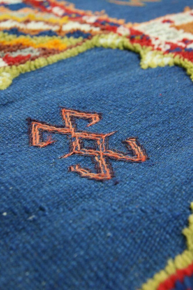 photo furniture Large Turkish Colourful Rug, 1800s