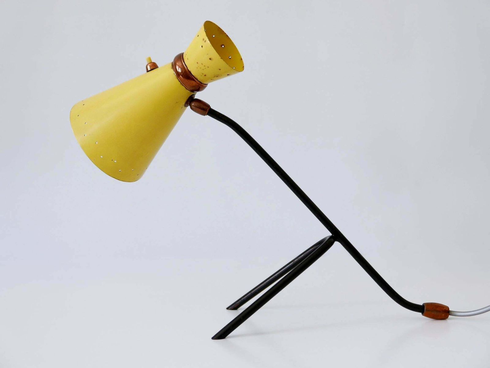 Rare And Lovely Mid Century Modern Diabolo Table Lamp Desk Light Italy 1960s photo Lighting