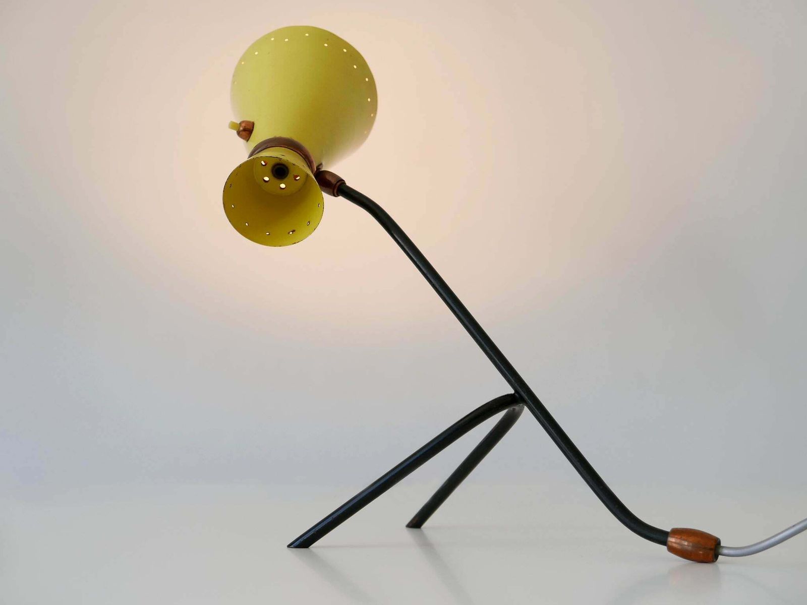 Rare And Lovely Mid Century Modern Diabolo Table Lamp Desk Light Italy 1960s photo vintage