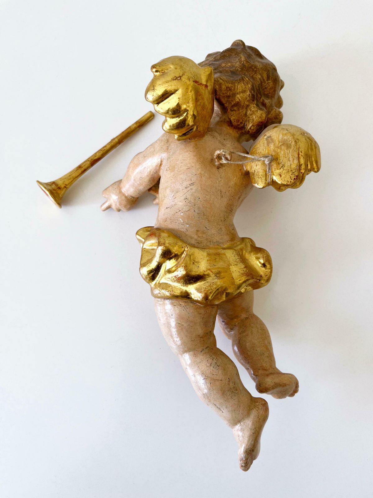 photo vintage Set Of Four Beautiful Polychrome Hand Carved Wood Putti / Cherubs 1960s Germany