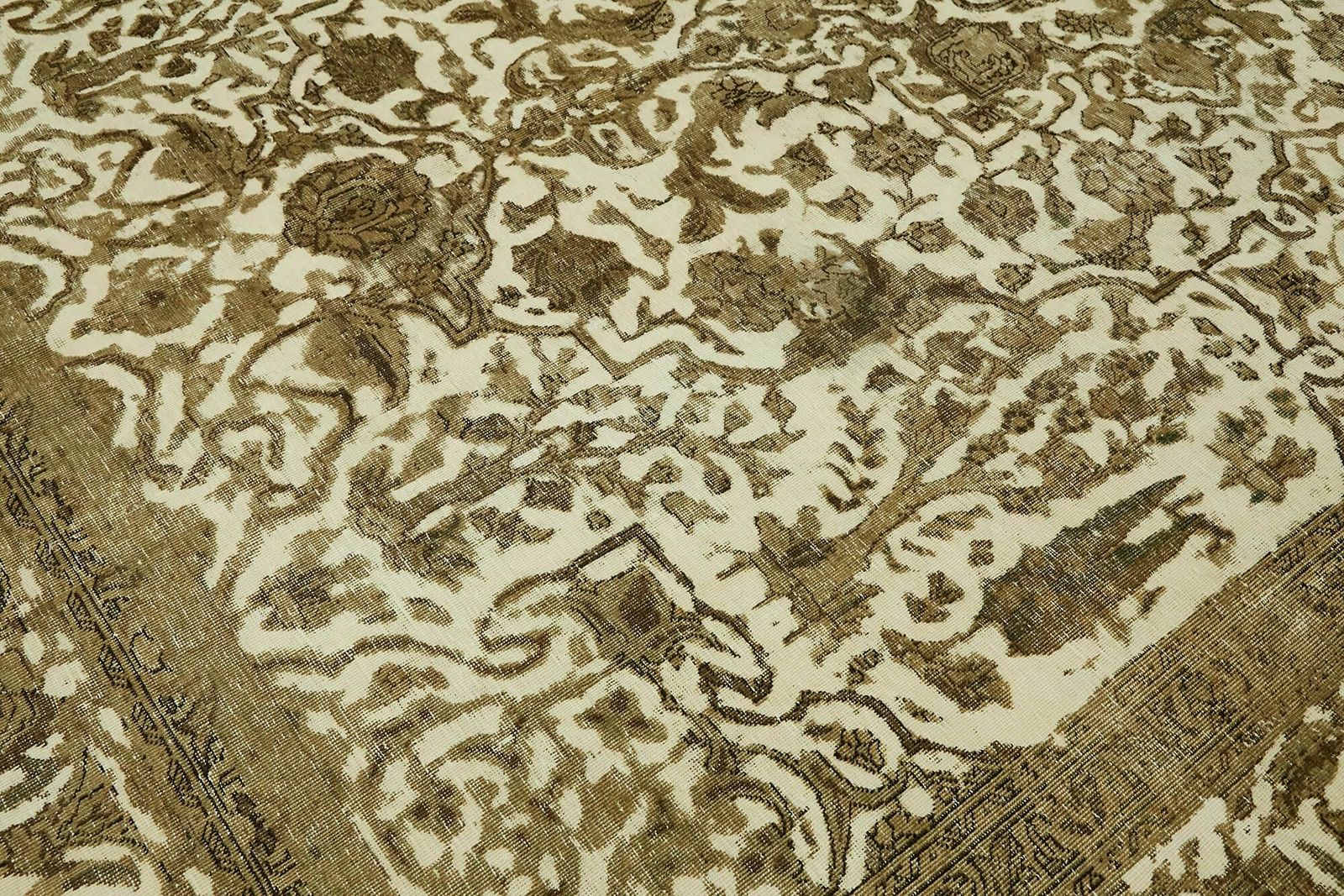 photo furniture Handmade Decorative Beige Vintage Large Area Rug ( 380 X 284 Cm )