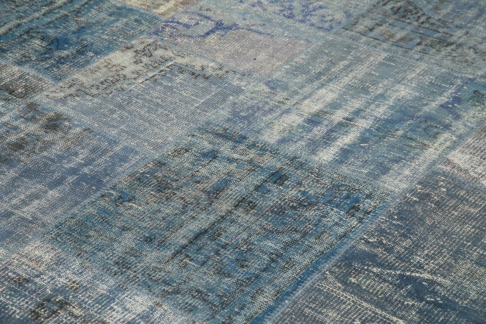 Blue Patchwork 296 X 400 Sku 28846 photo Textiles