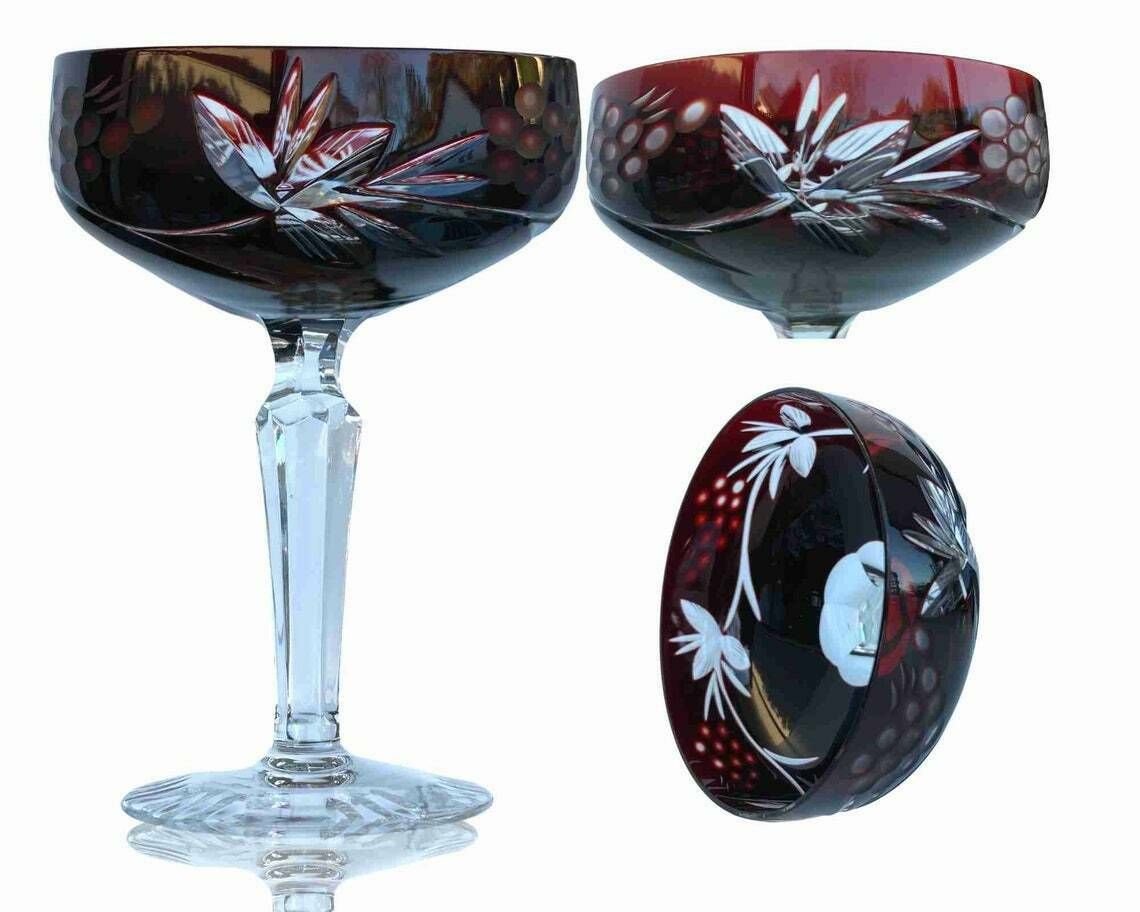 4x Ruby Red Champagne Glasses | Pattern Grapes | Coupes By Lausitzer