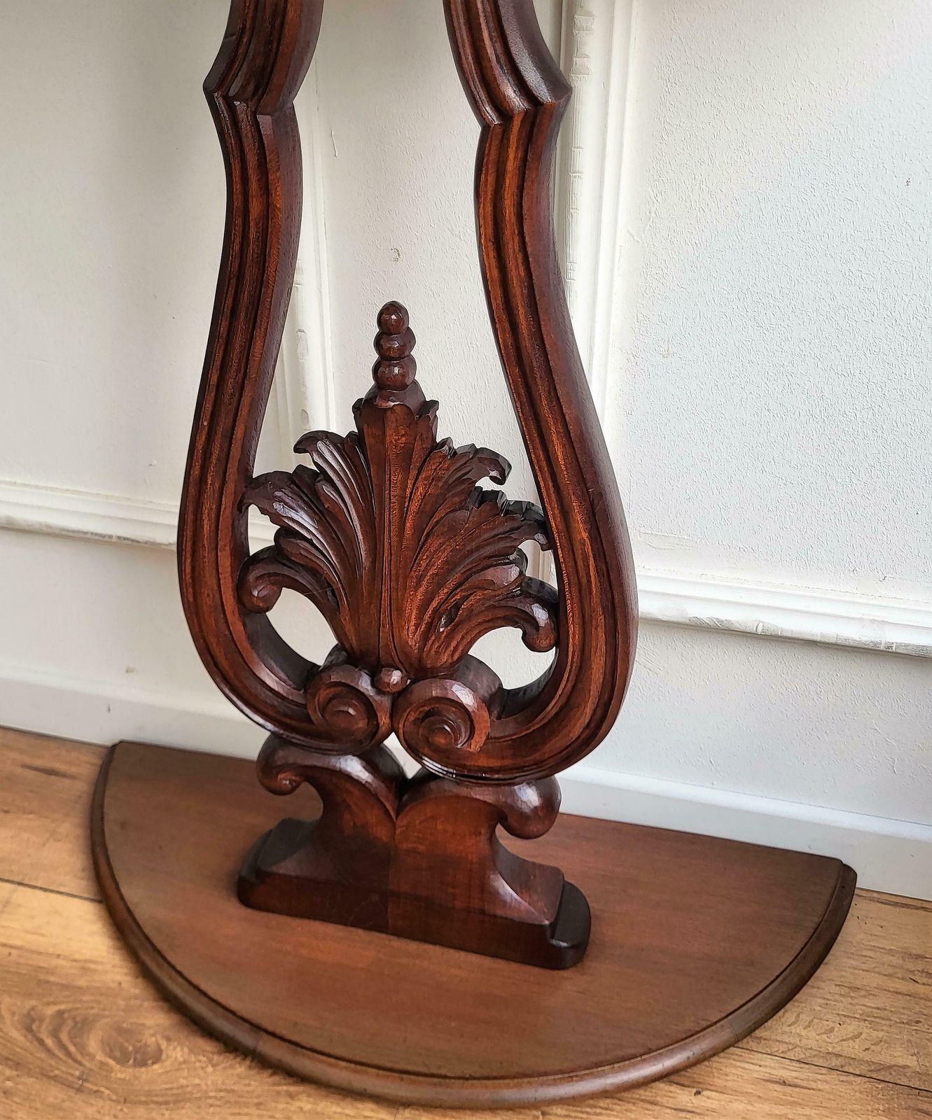 1960s Italian Wooden Carved Inlay Decor Demi Lune Console Side Table photo Furniture