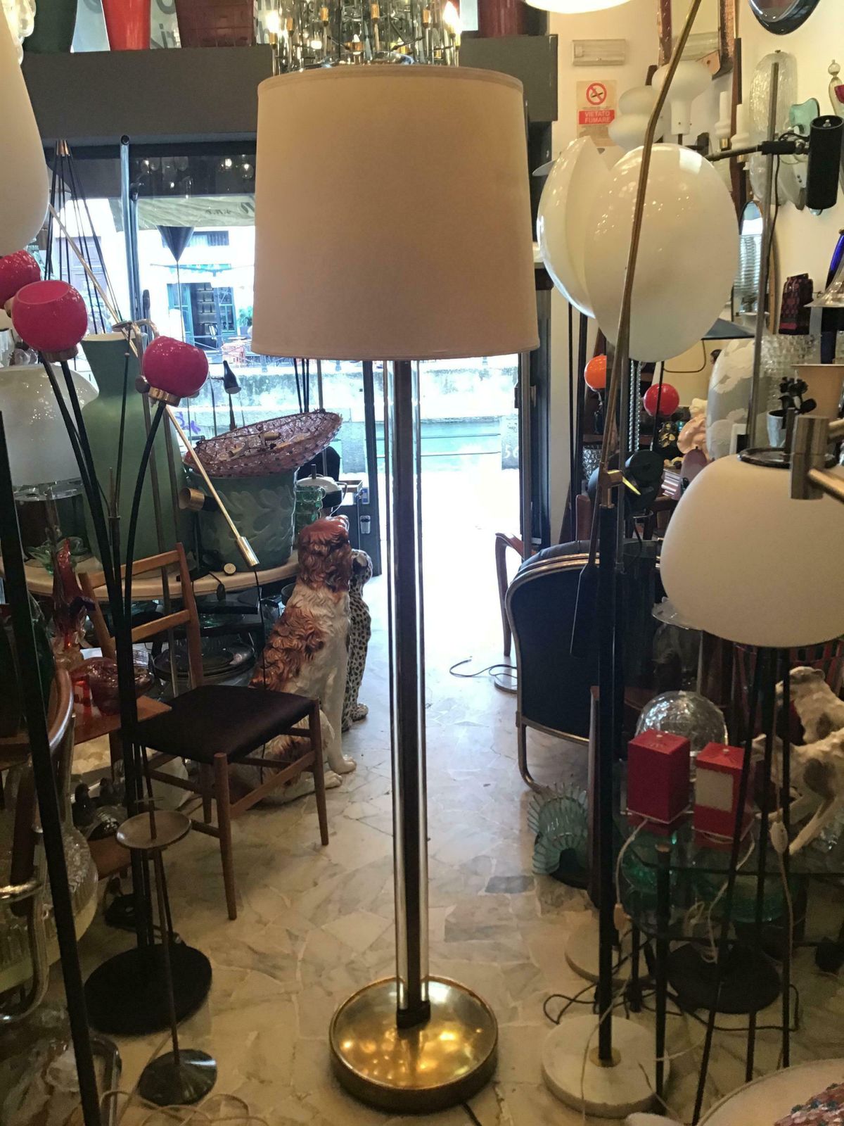 photo vintage Fontana Arte Pietro Chiesa Floor Lamp Brass Glass Lampshade 1950 Italy