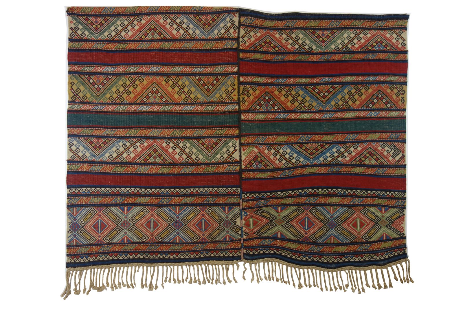 Great Britain With Deliveries Duties Paid | Antique Caucasian Kilim Rug Carpet |  146 Cm X 110 Cm | 4'79'' X 3'28''