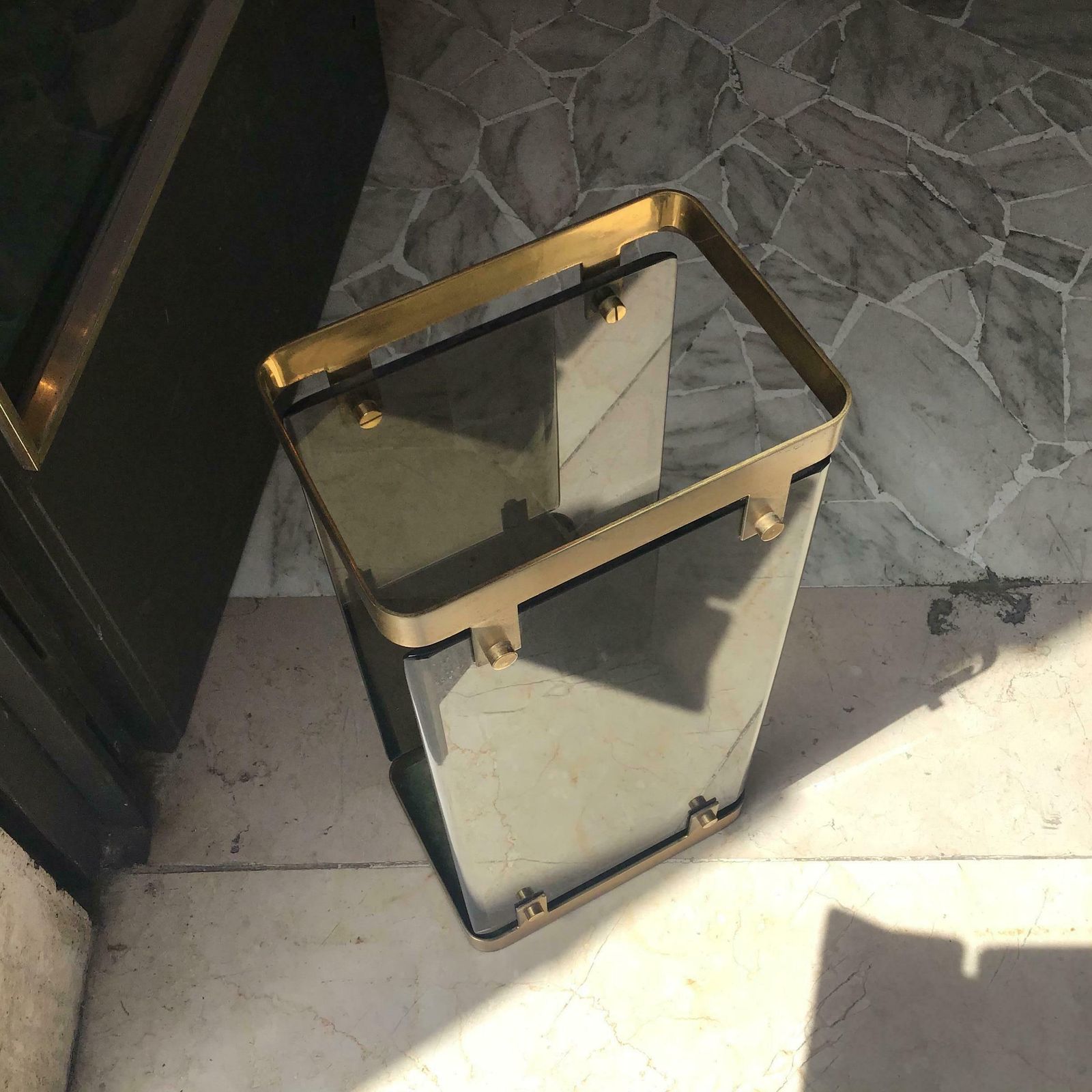 photo furniture Fontana Arte Umbrella Stand Brass Glass 1955 Italy