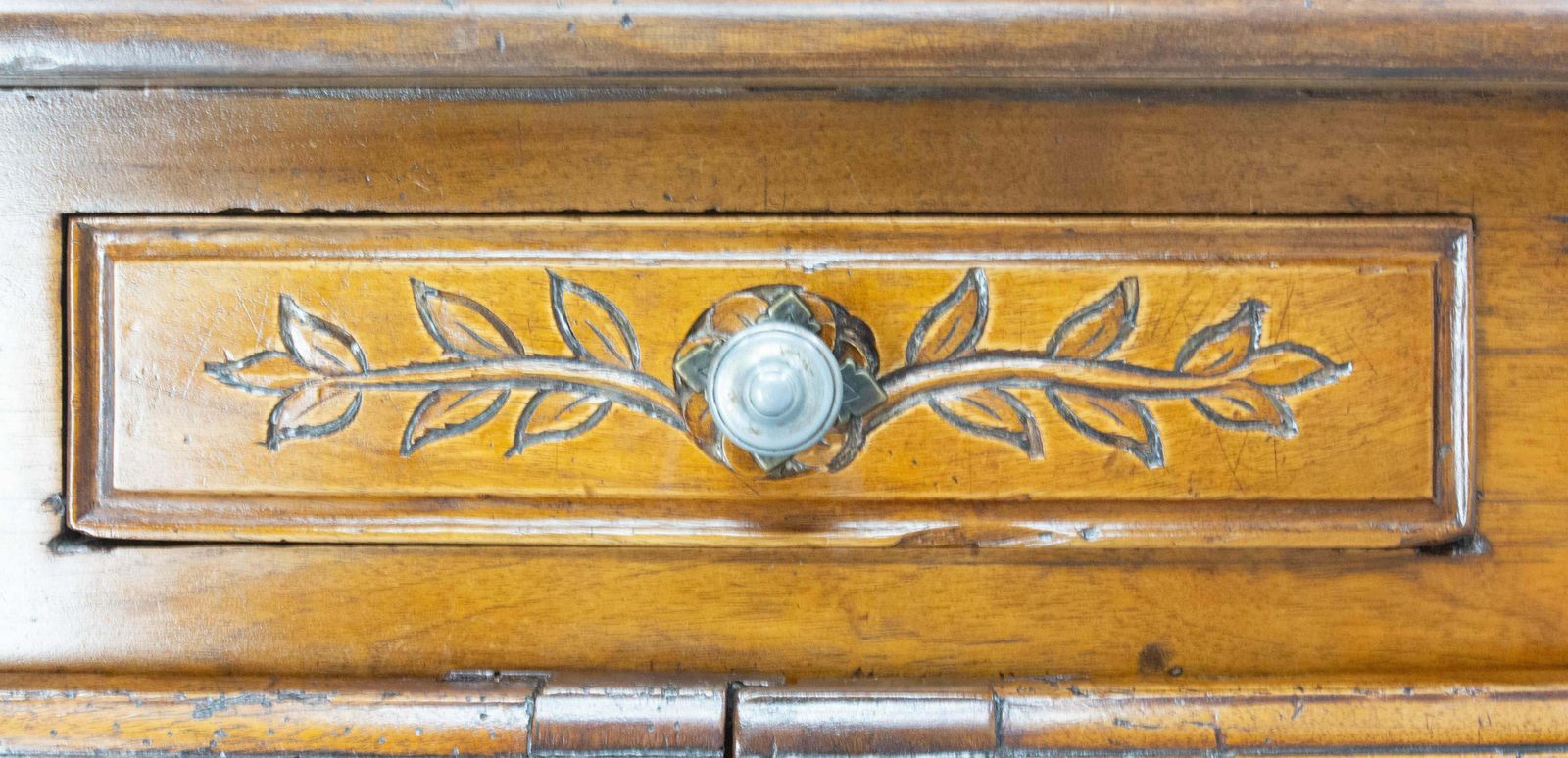 18th Century Walnut Large Buffet Louis XV, France photo 2334.0