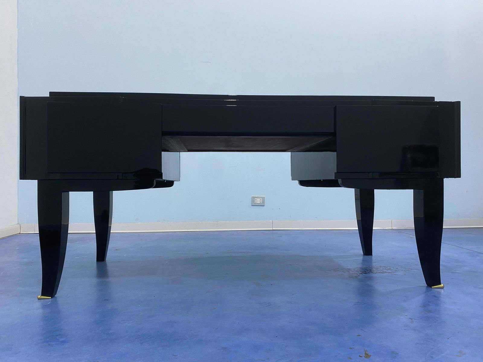 French Art Deco Black Lacquered Executive Desk, 1930s photo for sale
