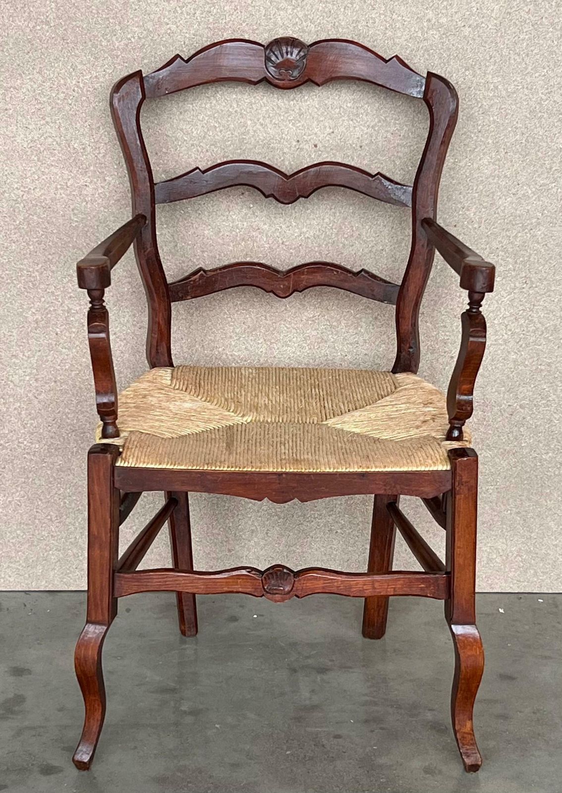 Ensemble de huit fauteuils espagnols d'époque XIXe siècle, assise en jonc photo for sale
