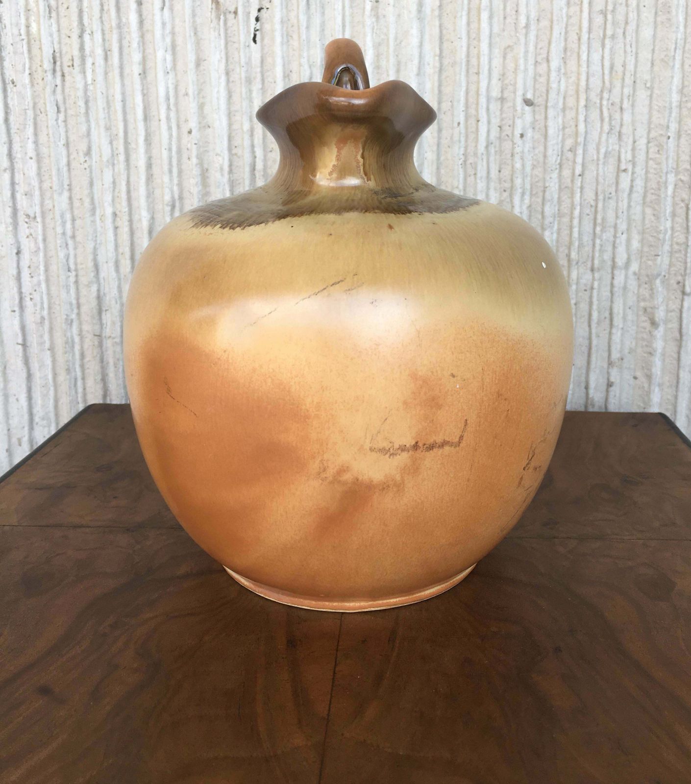 Cruche, pot ou pichet en terre cuite émaillée espagnole, avec anse, XIXe siècle photo for sale