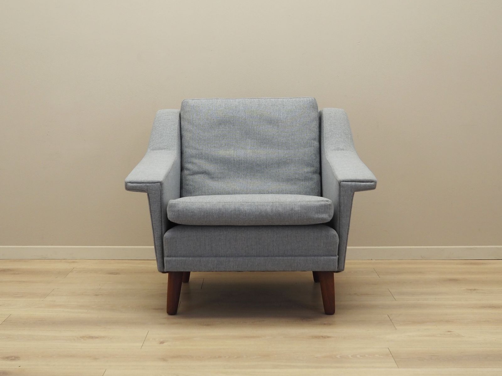 photo vinterior Grey Armchair, Danish Design, 1960s, Production: Denmark