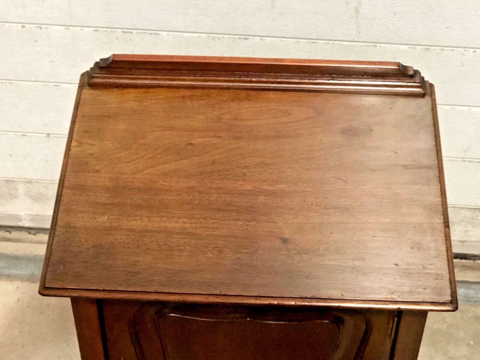Handsome Antique Mahogany Bedside Cabinet photo buy
