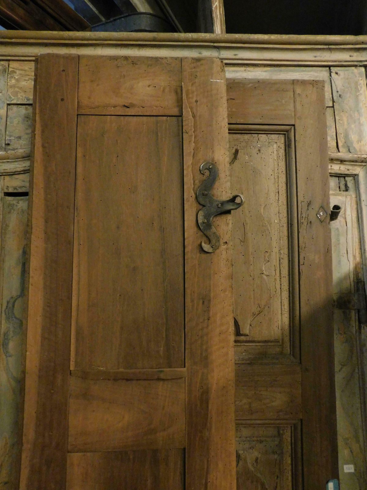 photo for sale Double Wing Door, Carved In Walnut, 18th Century, Italy