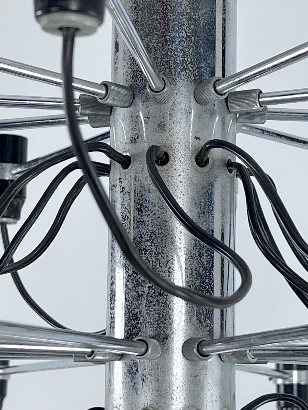 photo vinterior Rare Early Serie Of Midcentury Arteluce Chandelier, Model 2097/50. Italy 1958.
