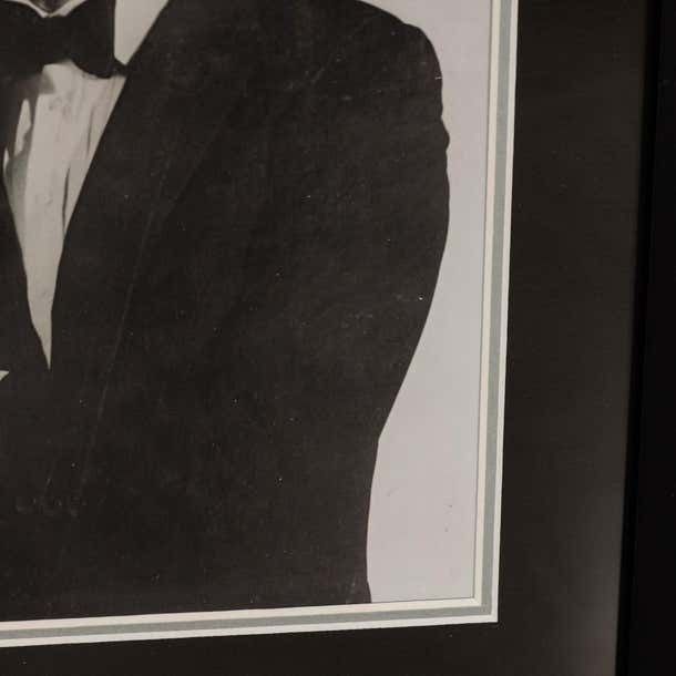 Stunning Original Roger Moore Signature & Photo photo 1195.0