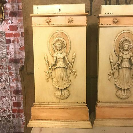 photo vinterior Architectural Mouldings From A French Chateau