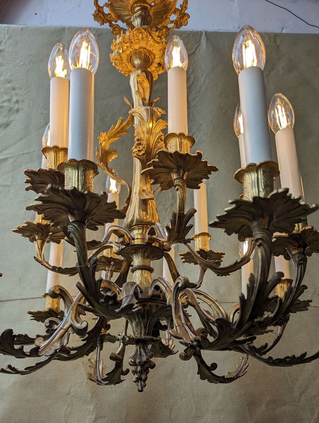 French Gilt Bronze 19th Century 18 Arm Chandelier photo vintage